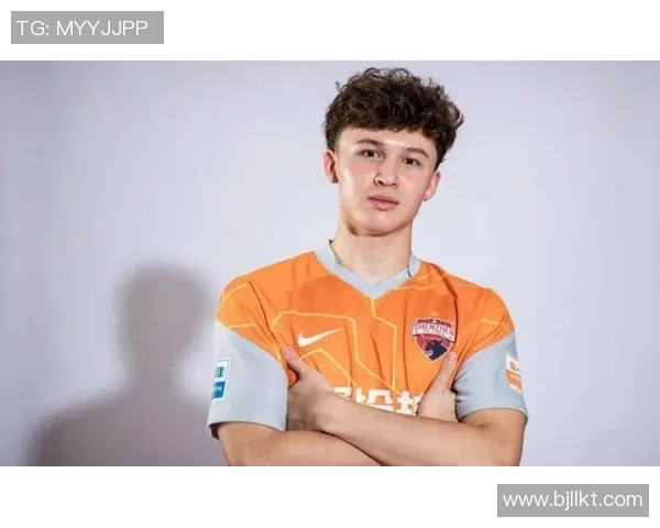 德国足球新星克拉克崭露头角潜力无限未来可期