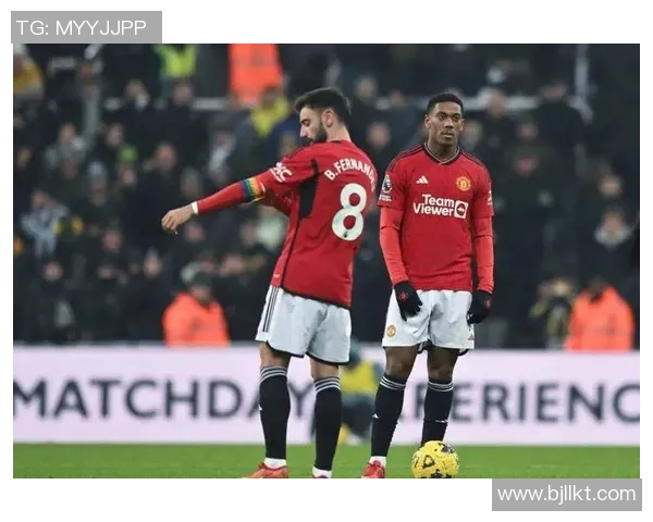 曼联球星引领红魔重返巅峰之路 揭秘球队核心球员的精彩表现与未来前景